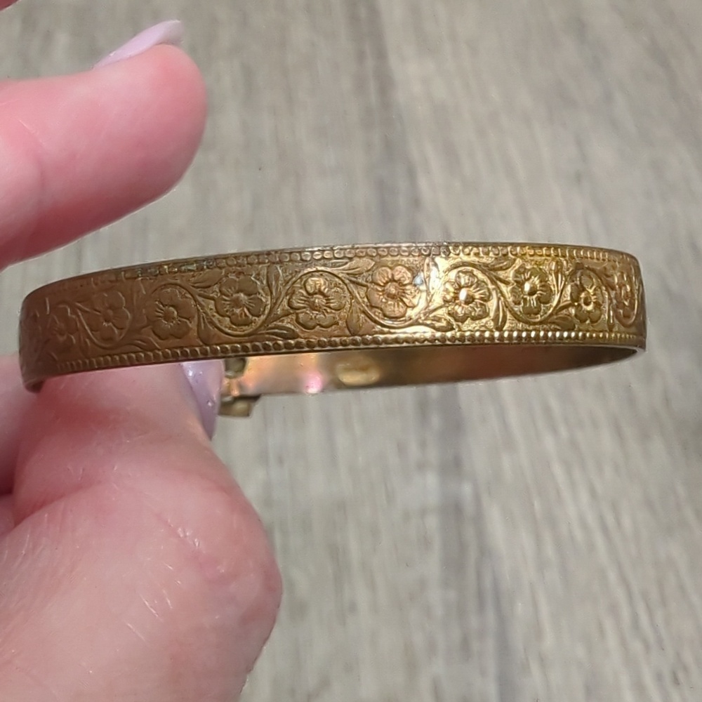 Vintage Antique Victorian Gold Buckle Child Bracelet - Picture 3 of 8
